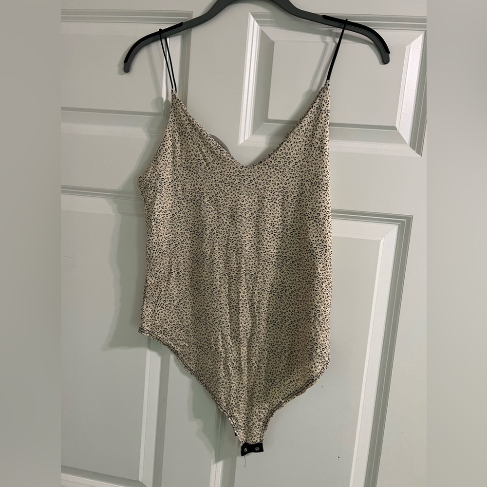 Gaze bodysuit, size large